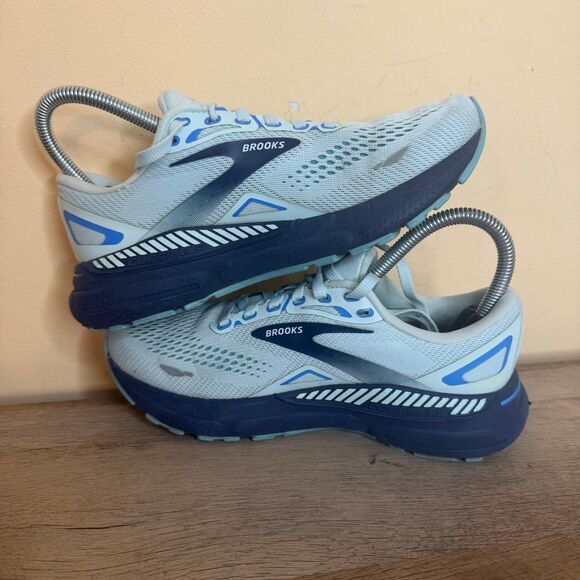 Women's Brooks Adrenaline GTS 23 size 6 shorts Blue Glass/Nile Blue/Marina - Picture 5 of 10